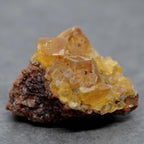 Amas de fluorite jaune orange de 204g du Maroc