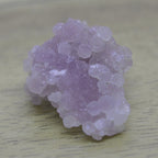 Calcédoine agate grappe de raisin 10g violette claire scintillante