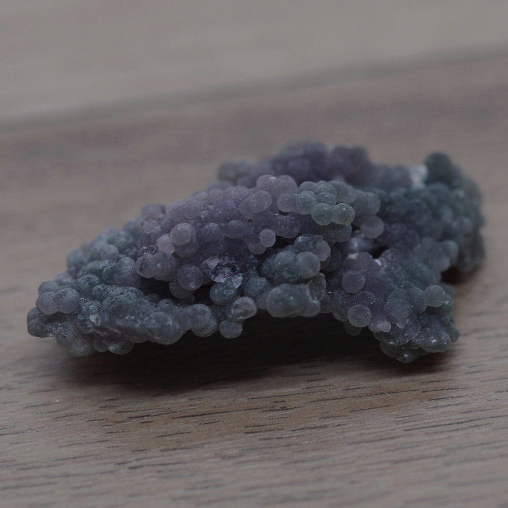 Calcédoine agate grappe de raisin 16g verdâtre et violette de Sulawesi en Indonésie