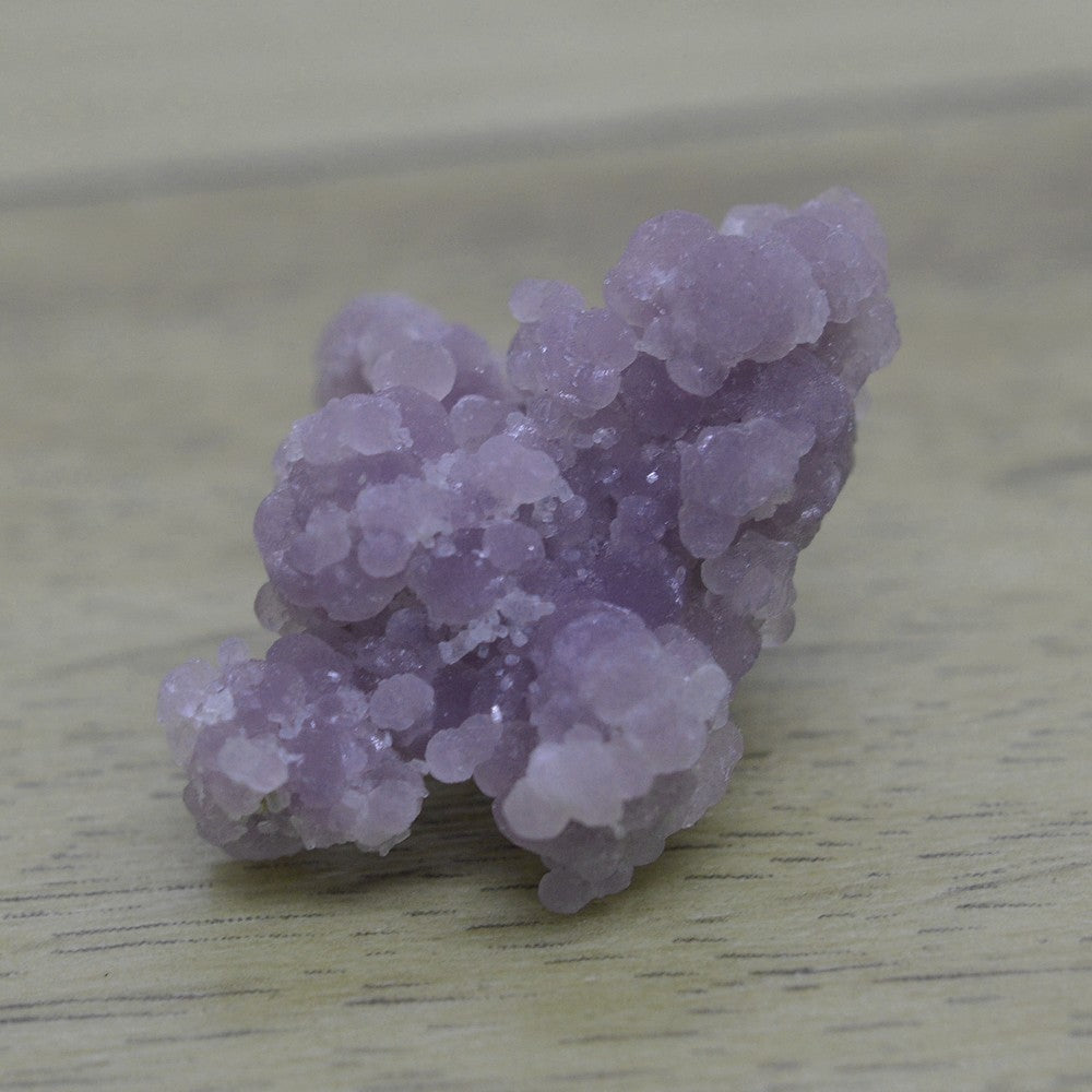 Calcédoine botryoïdale violette parme de 8g d'Indonésie