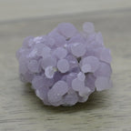 Calcédoine botryoïde mauve claire de 13g 