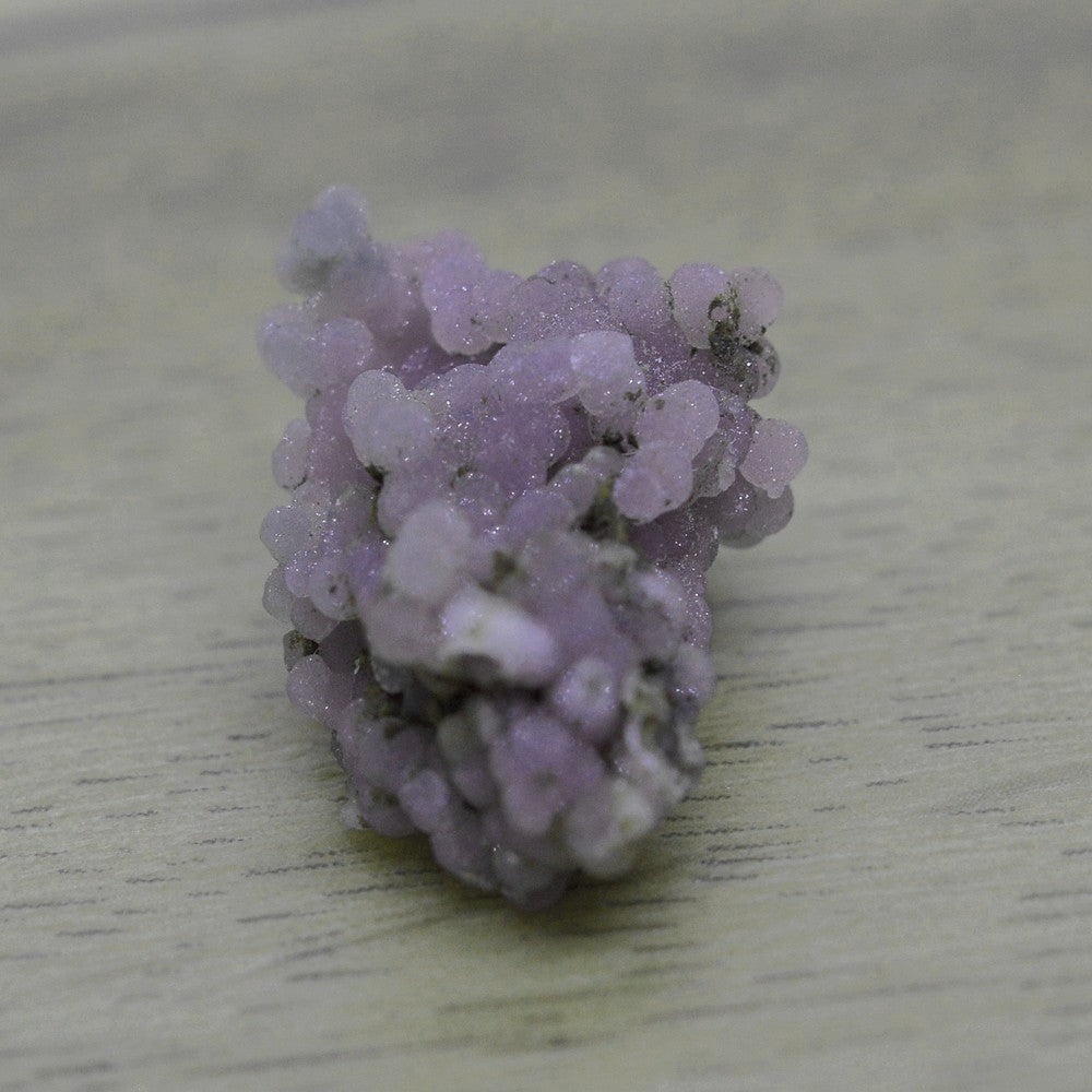 Calcédoine grappe de raisin 4g scintillante de Sulawesi en Indonésie