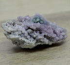 Calcédoine grappes violettes et vertes 52g de l'île de Sulawesi Indonésie