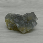 Fluorine jaune grisâtre marocaine de 24g