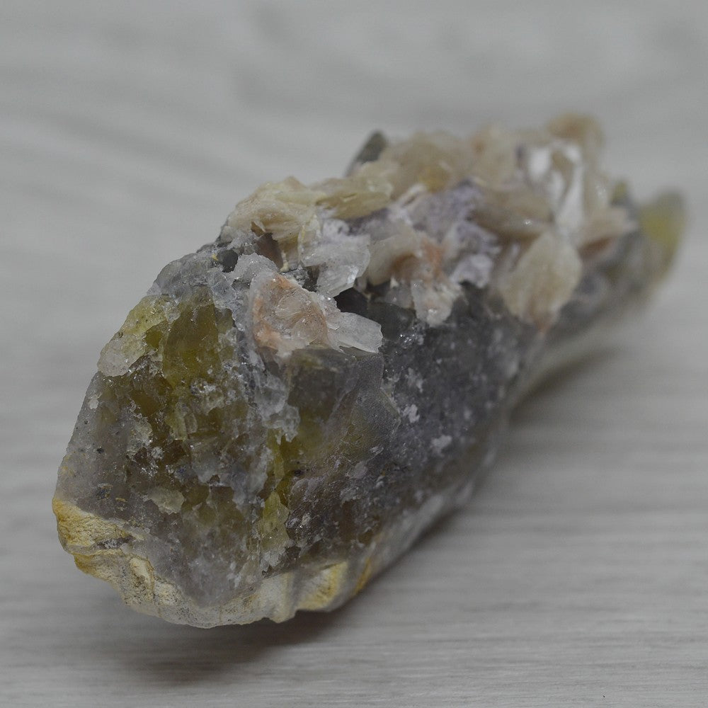 Fluorite jaune et baryte de 76g du Maroc