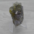 Fluorite jaune et galène marocaine 52g sur présentoir