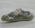 Fluorite jaune vert avec quartz et baryte 77g 