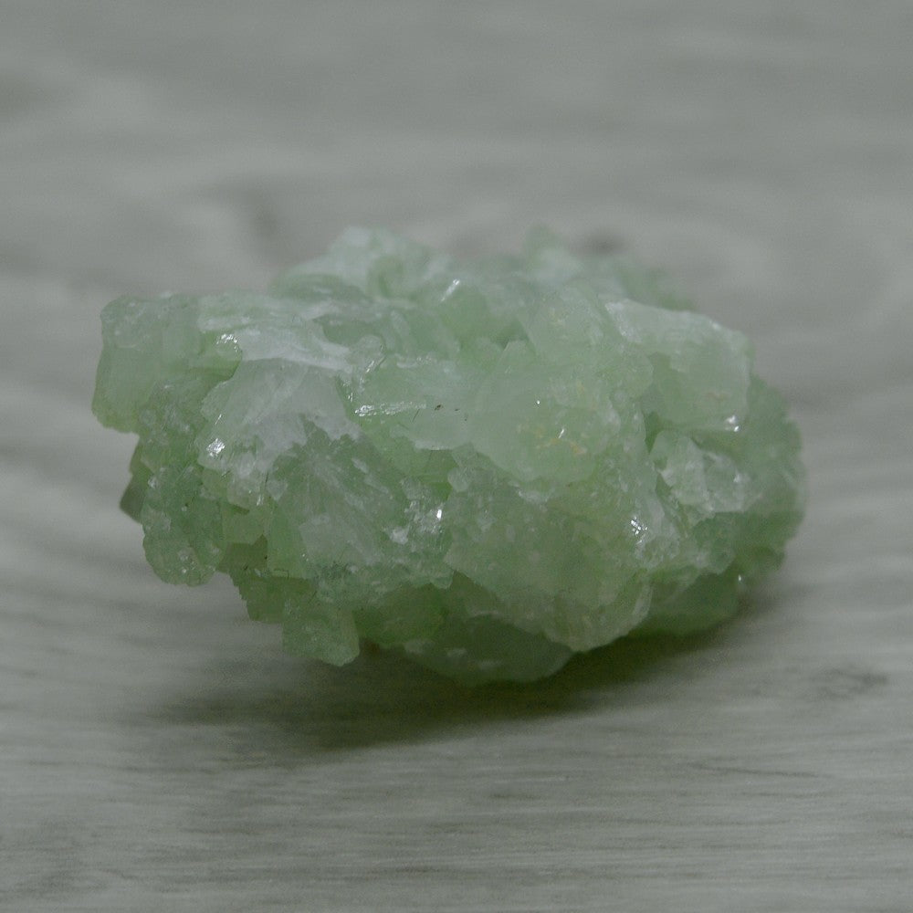 Pierre brute marocaine prehnite vert d'eau 33g