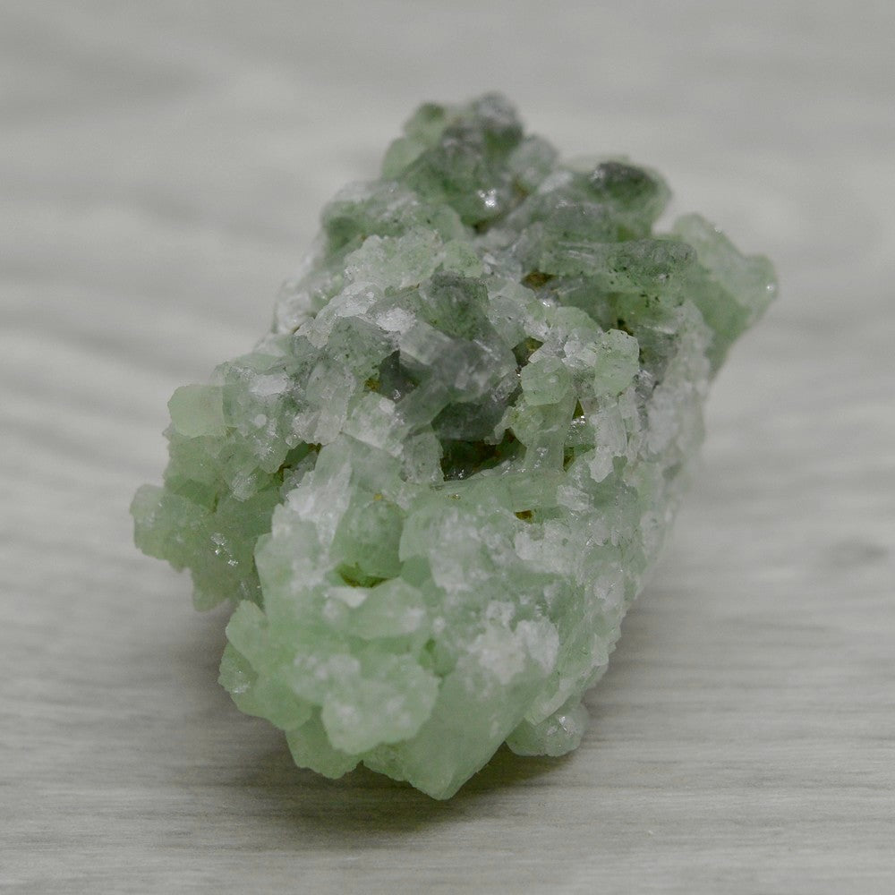 Pierre brute prehnite marocaine 5,6m et 58g