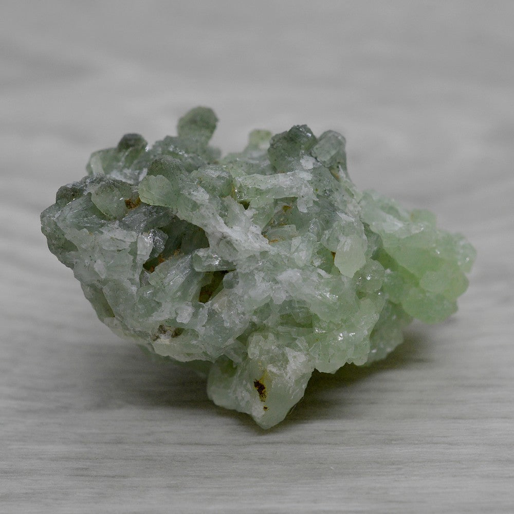 Prehnite brute cristaux orthorhombiques du Maroc 58g