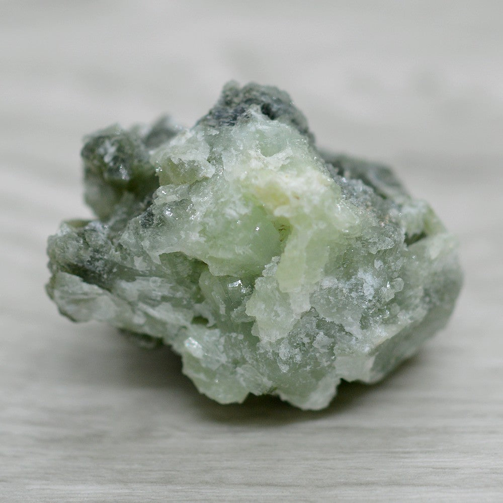 Prehnite claire et byssolite 42g