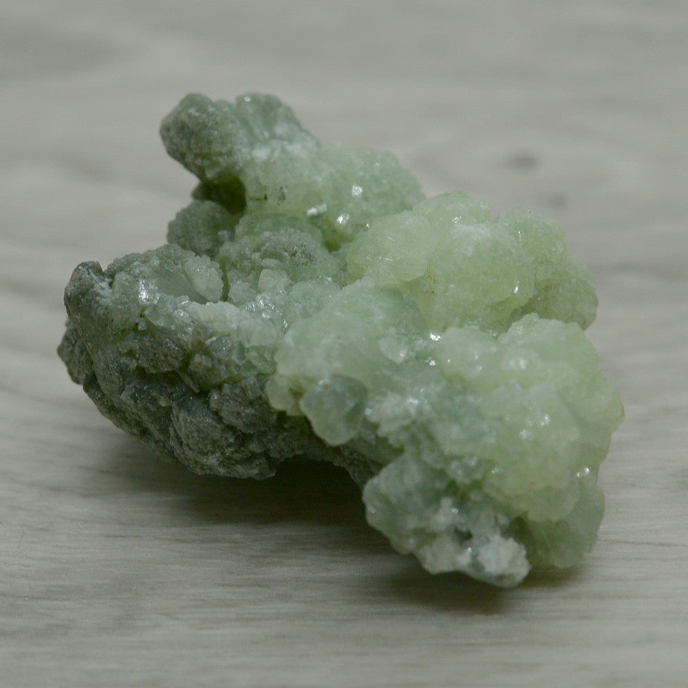 Prehnite verte bicolore à la cristallisation orthorhombique de 40g
