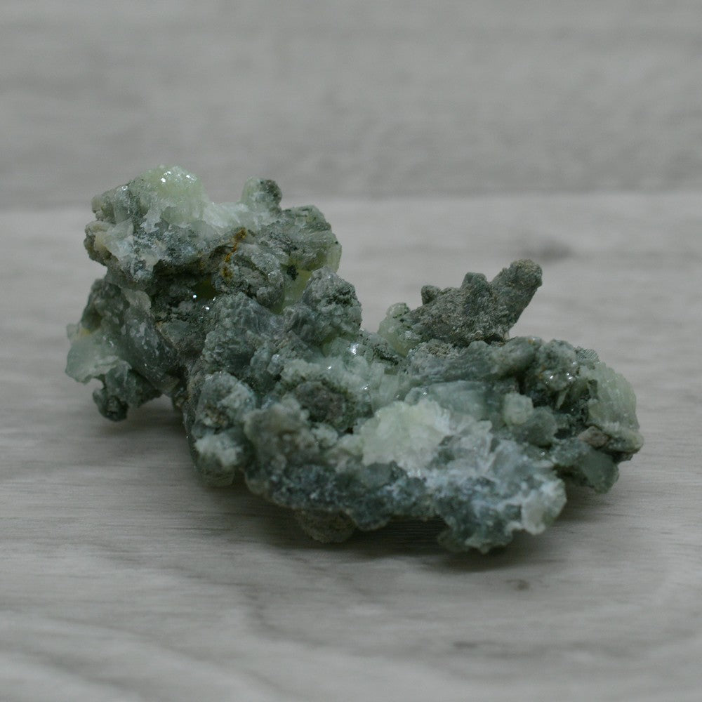 Prehnite verte marocaine cristallisée 42g