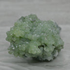 Prehnite verte et jaune du Maroc 158g pierre brute